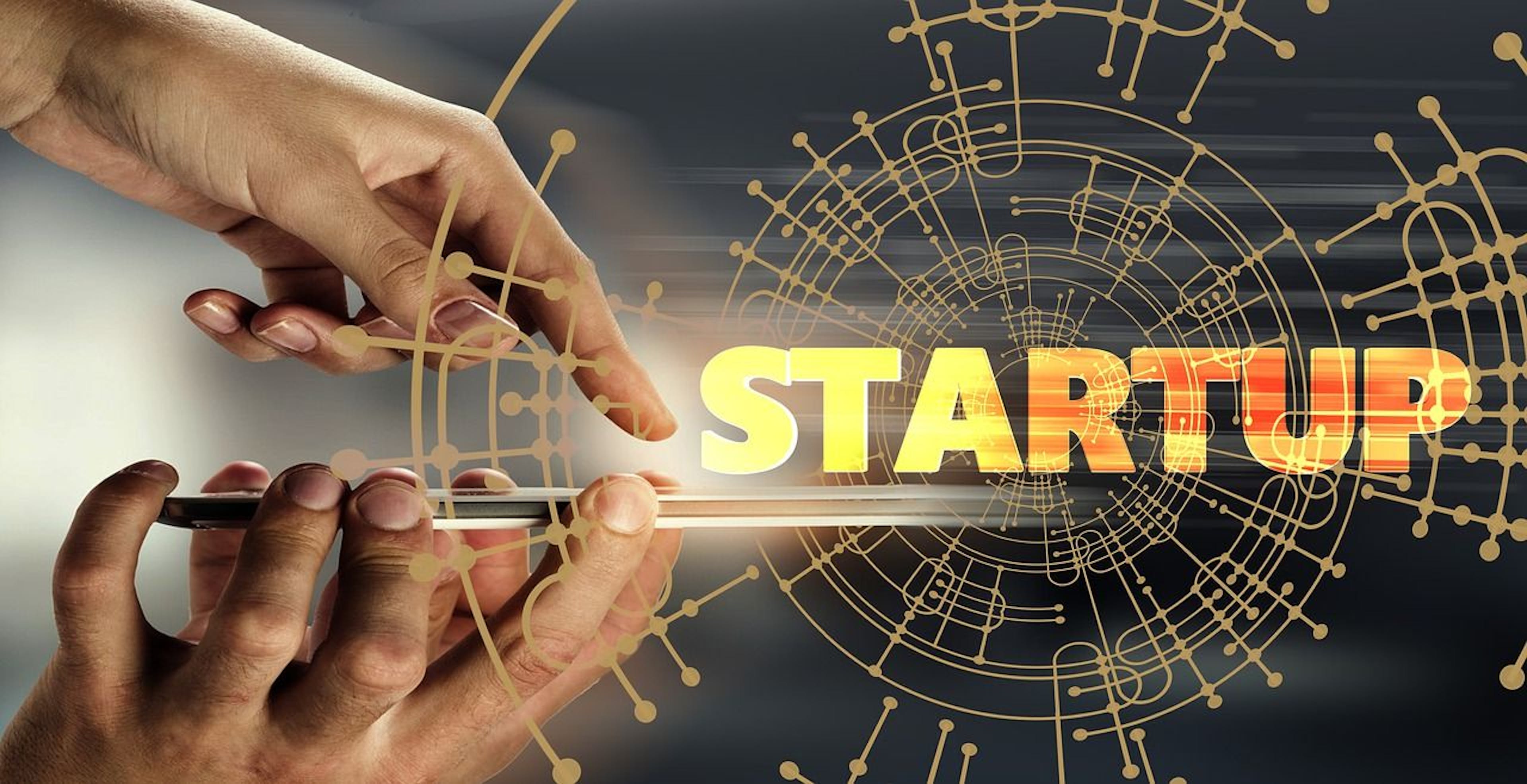 featured image - How to Launch a Mobile App Startup - 7 Tips from Industry Veterans